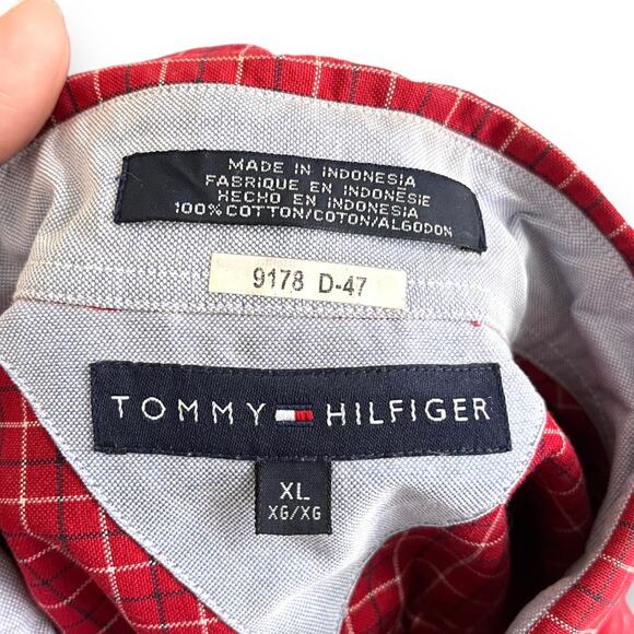 Tommy Hilfiger Red Windowpane Casual Button Down Shirt Men's Size XL - Picture 9 of 9